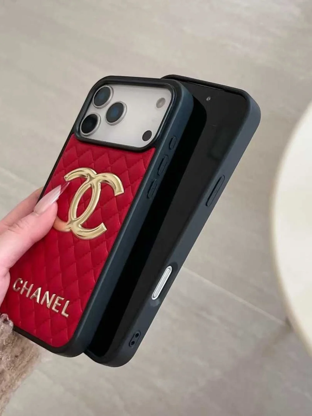 17 pro max Red iPhone Case